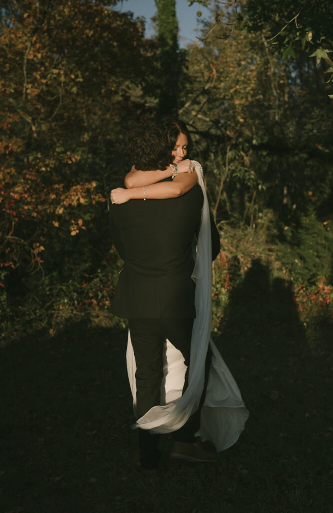 Outdoor golden hour bride and groom portraits. 